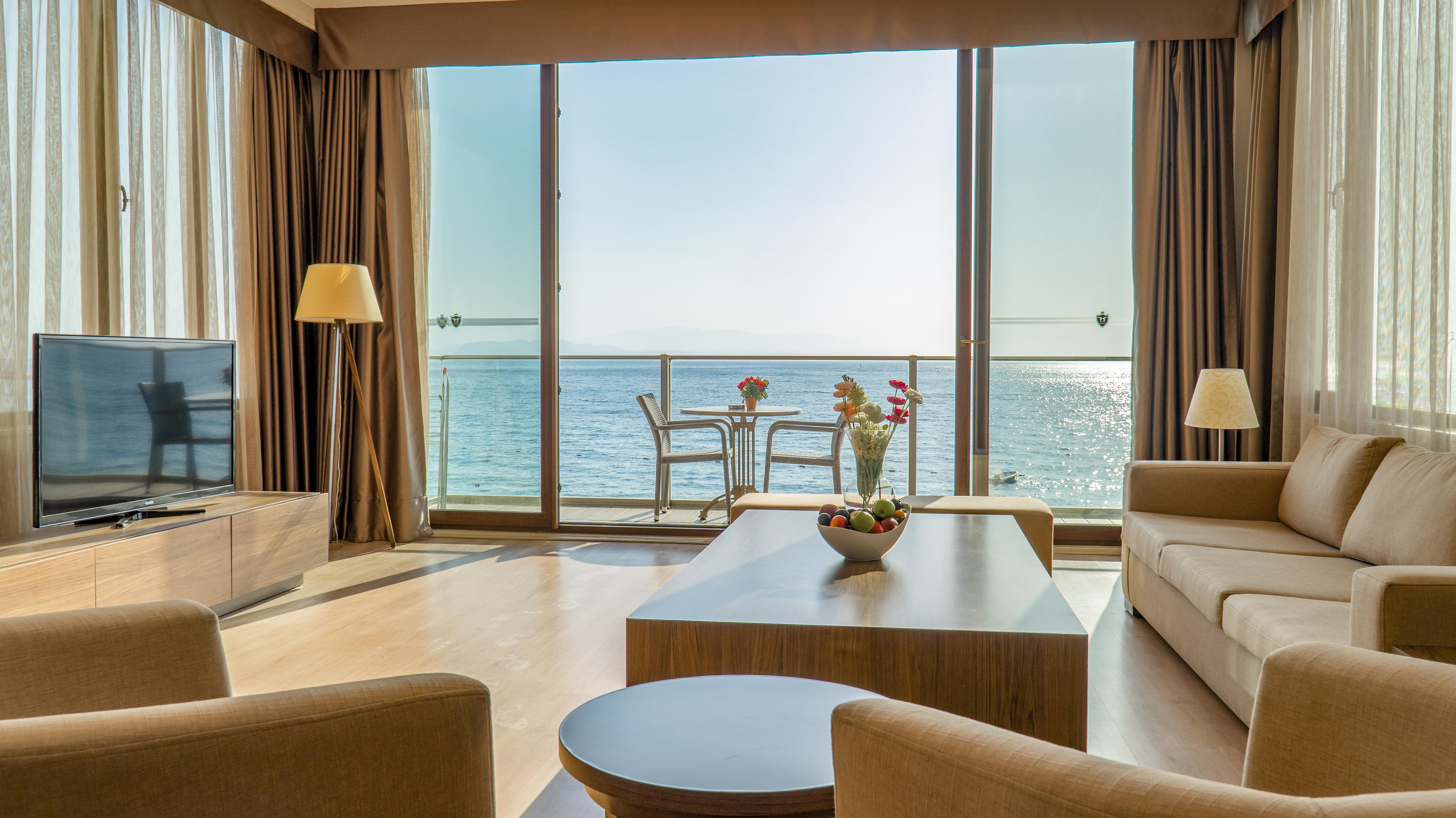 Ladies Beach Suite Hotel (Adults Only) Kusadası Exterior foto